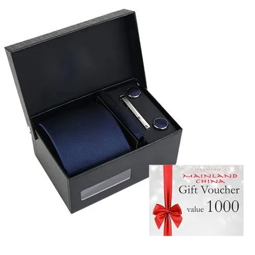 Shoppers Stop Gift Voucher Worth Rs 2000 GiftSend Christmas Gifts Online  L11022403 IGPcom
