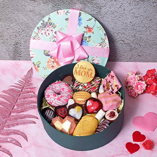 Marvelous Choco Loaded Gift Hamper for Mom