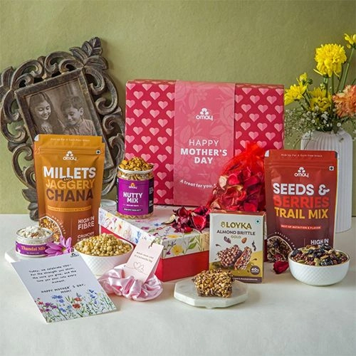 Delightful Moms Joy Gift Hamper