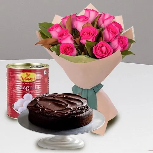 Online Eggless Cake with Red Roses n Haldiram Rasgulla