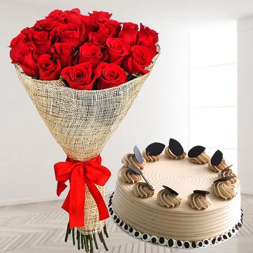 Online Arrangement of Red Roses with Coffee Cake 