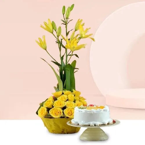 Stunning Combo of Mixed Fruit Cake with Mixed Flower Basket