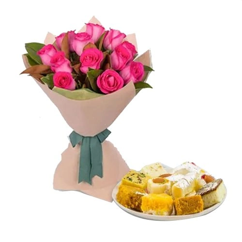 Book Pink Roses Bouquet N Assorted Sweets Online
