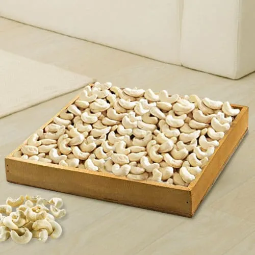Send Cashews in Wooden Tray