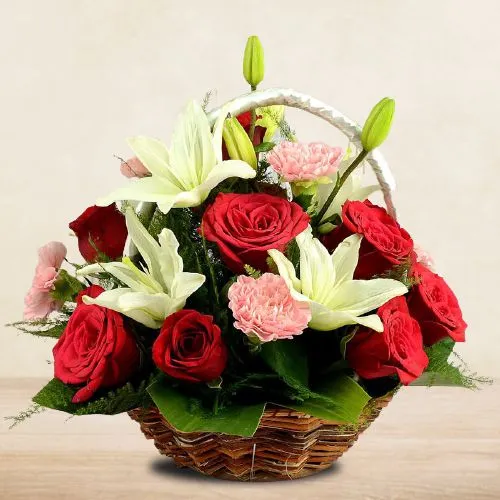 Fabulous White, Pink n Red Hues of Basket