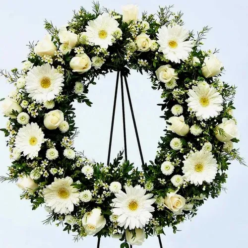 Gift Online Mixed Flower Wreath