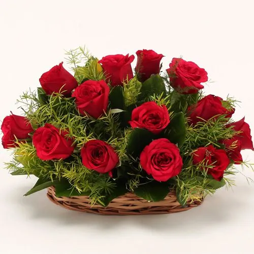 Book Rose Day Gift of Red Roses Basket