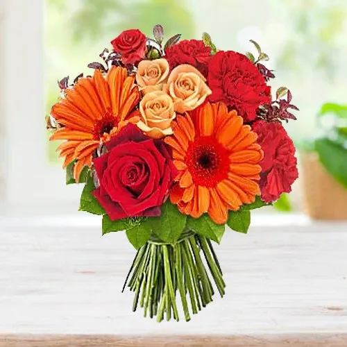 Send Online Bouquet of Seasonal Flowers