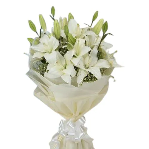 Send Online Bunch of White Lilies