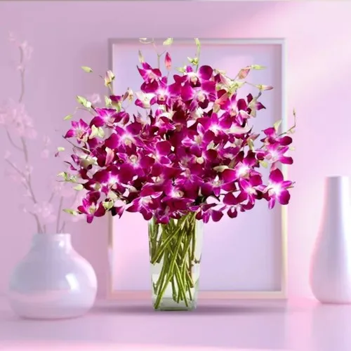 Book Orchids in a Vase Online