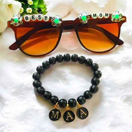 Chic Goggles N Personalized Mom Bracelet Set