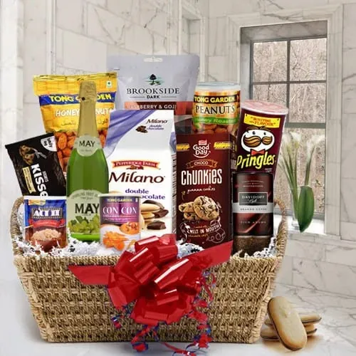 Savory Treat Gourmet Gift Basket