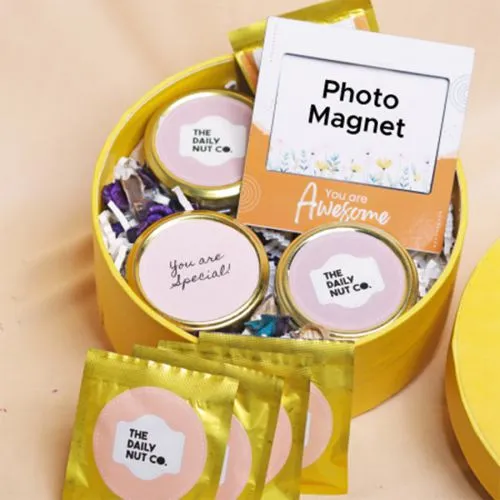 Elegant Roasted Nuts  N  Cookies Gift Set