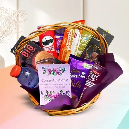 Enticing Snacks N Savory Delight Gift Hamper