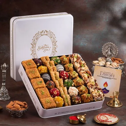 Elegant Baklava  N  Festive Indian Sweets Set Elegant Baklava  N  Festive Indian Sweets Set